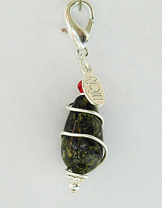 bloodstone african -pawmulet